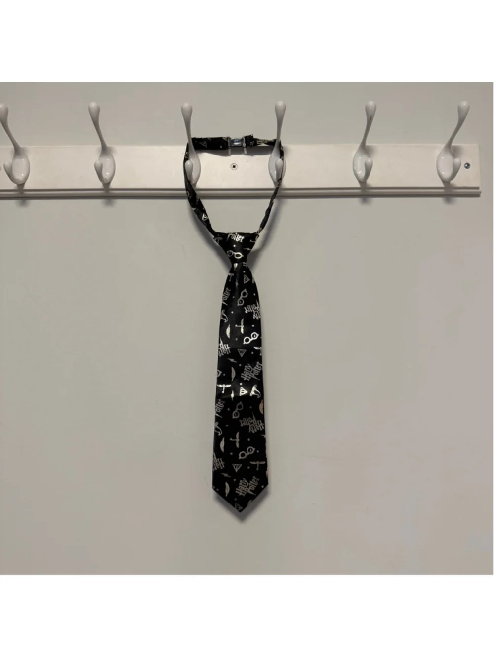 Harry Potter Wizarding World Black Gold Tie One Size Kids